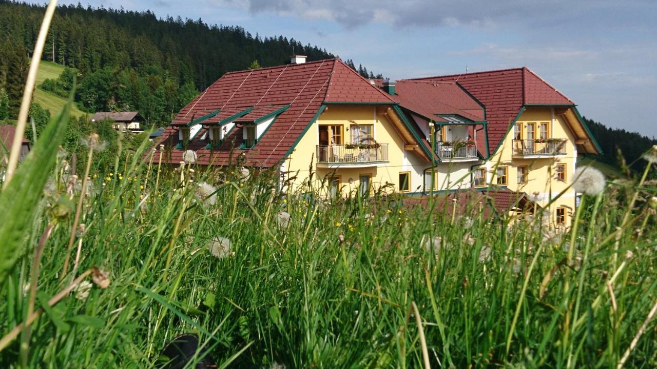 Wildwiesenhof Miesenbach  Exteriör bild